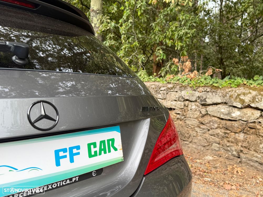 Mercedes-Benz CLA 45 AMG 4Matic 7G-DCT - 18
