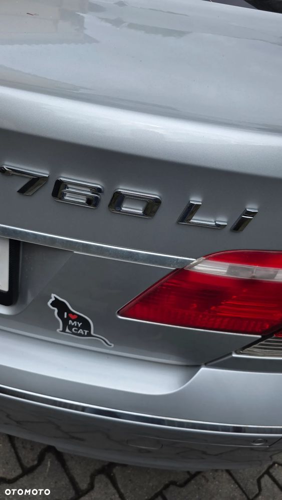BMW 7 Series 2005 photo 5