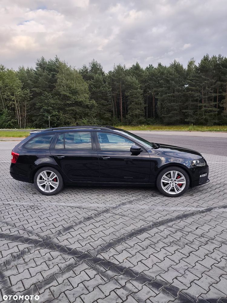 Skoda Octavia 2.0 TDI RS DSG - 4