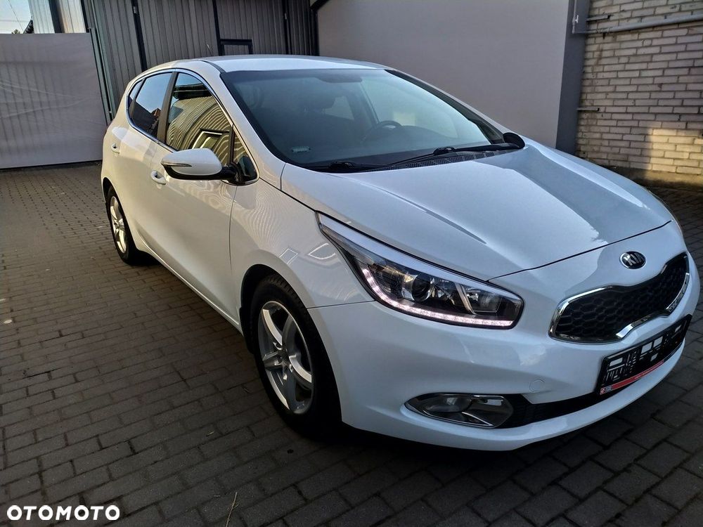 Kia Ceed 1.6 GDI L Business Line DCT - 9