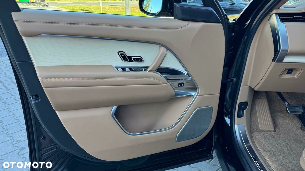 Land Rover Range Rover - 15