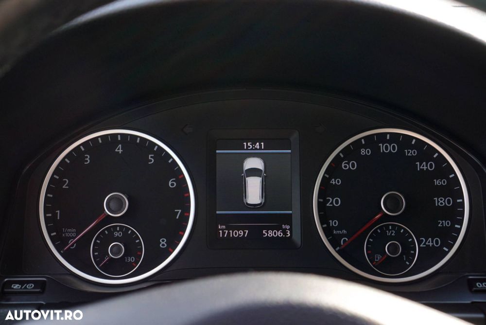 Volkswagen Tiguan - 9