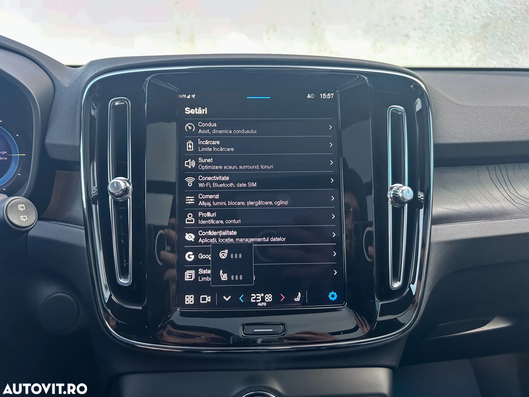 Volvo XC 40 Recharge Single Motor Extended Range RWD Ultimate - 28