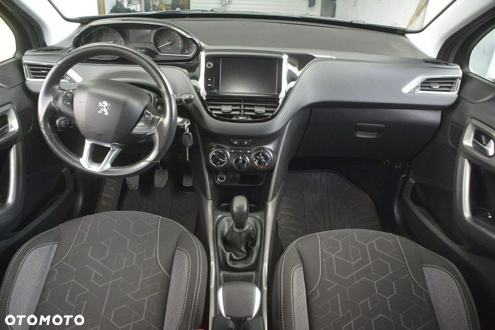 Peugeot 2008 1.6 BlueHDi Active - 17