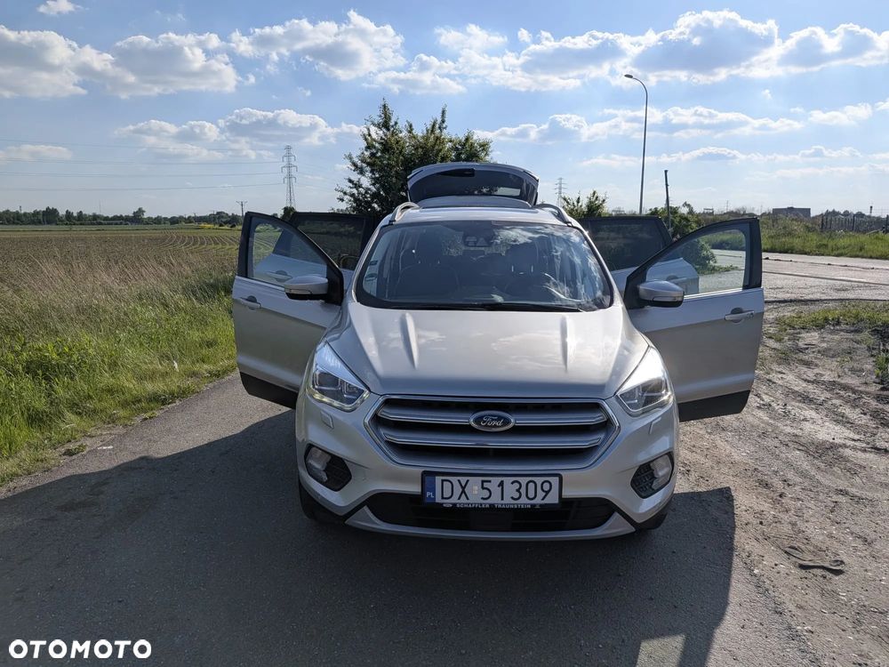 Ford Kuga 1.5 EcoBoost 4x4 Titanium - 28