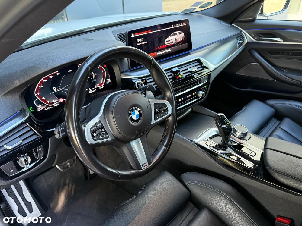 BMW Seria 5 520d xDrive MHEV M Sport sport - 22