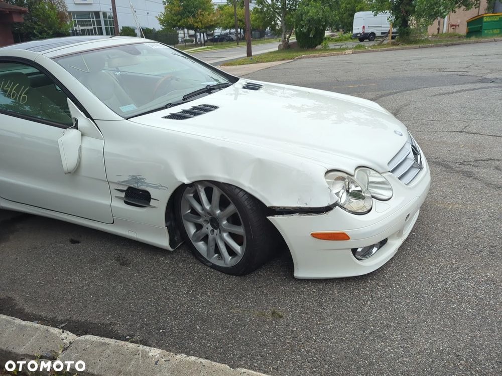 Mercedes-Benz SL - 18