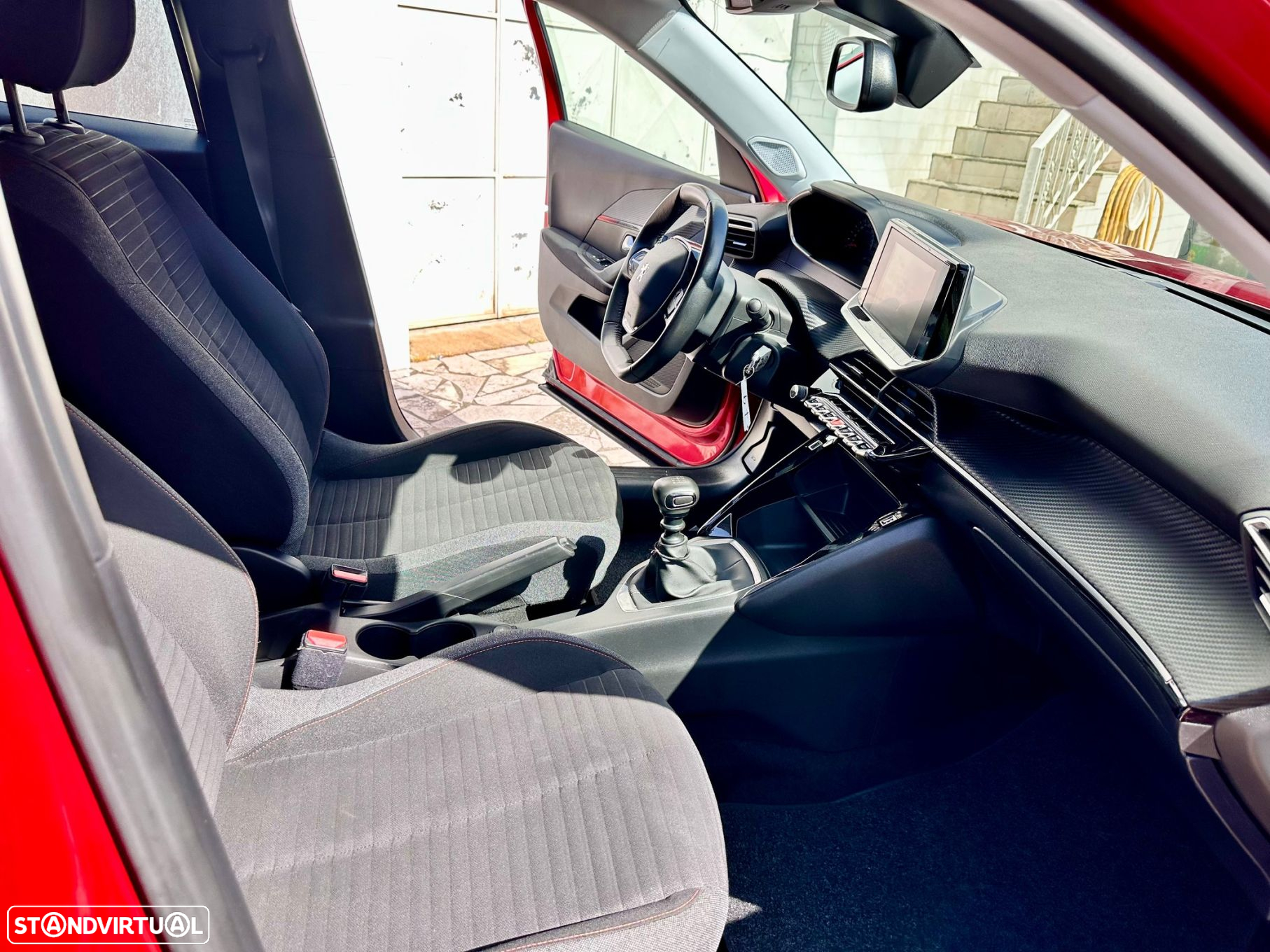 Peugeot 2008 1.2 PureTech Allure - 34