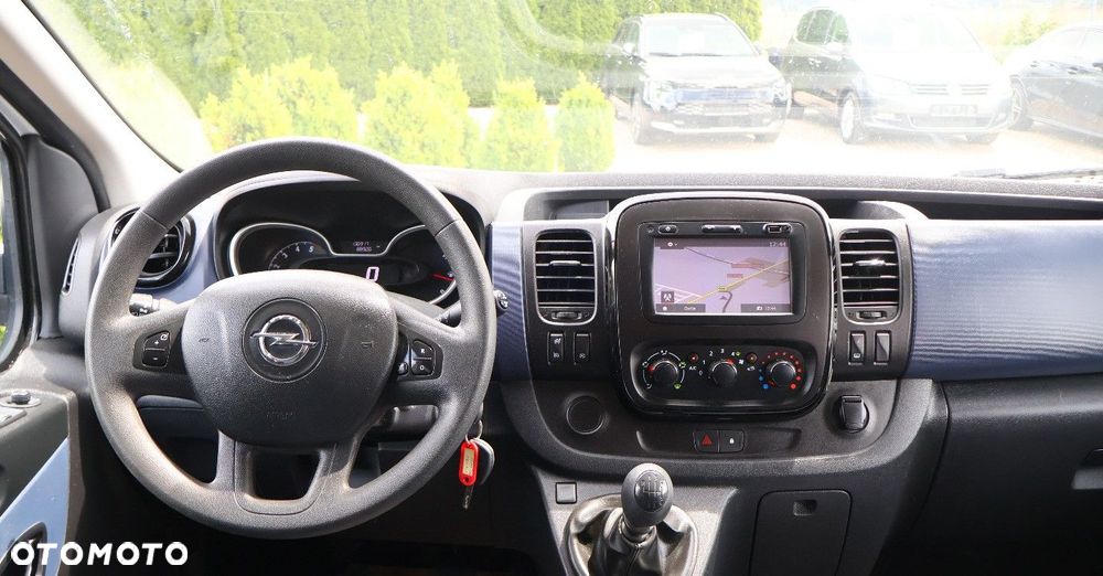 Opel Vivaro - 13