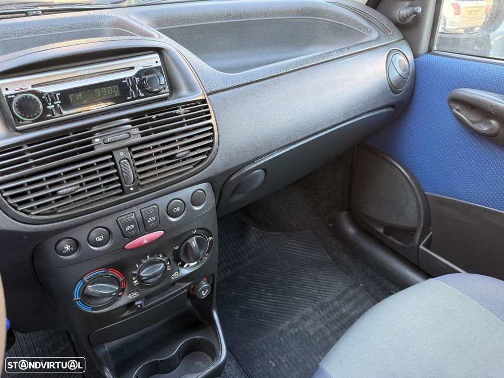 Fiat Punto 1.2 ELX - 13