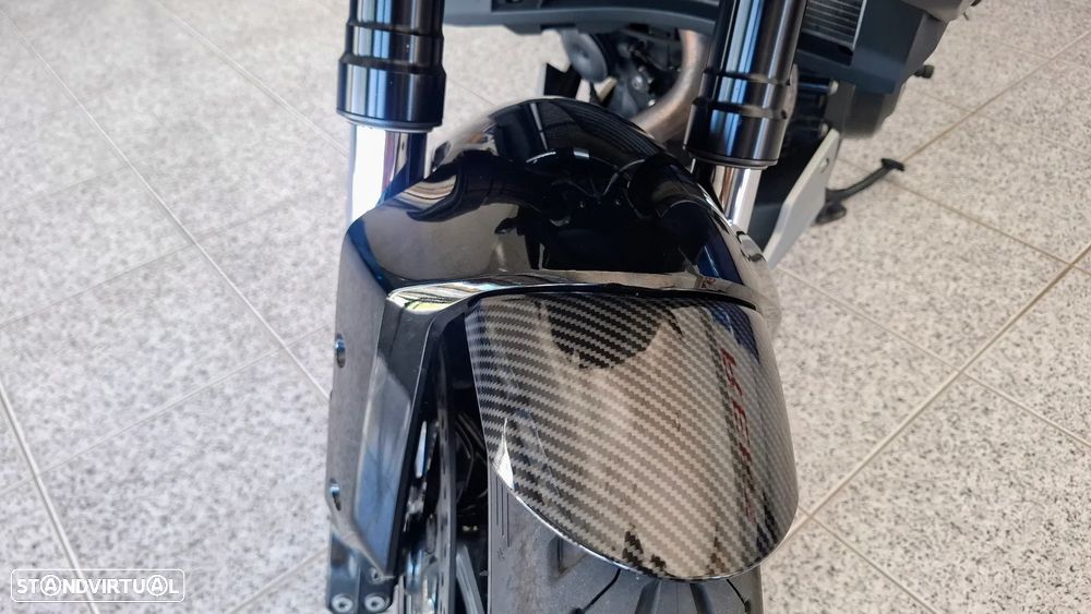 BMW F 900 XR Triple Black - 26
