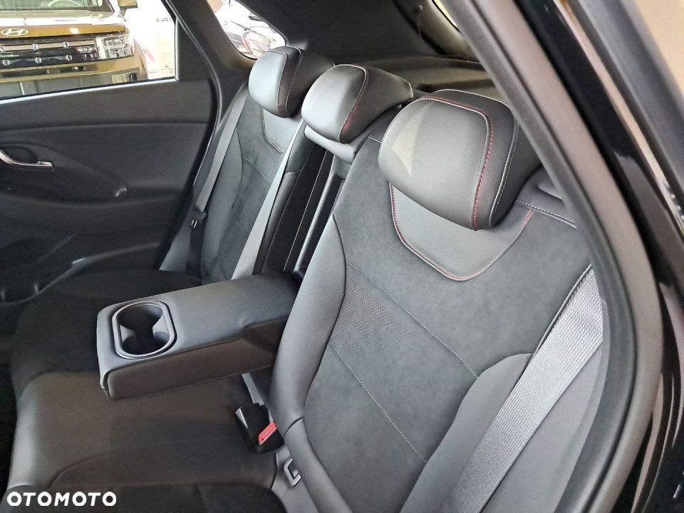 Hyundai i30 - 16
