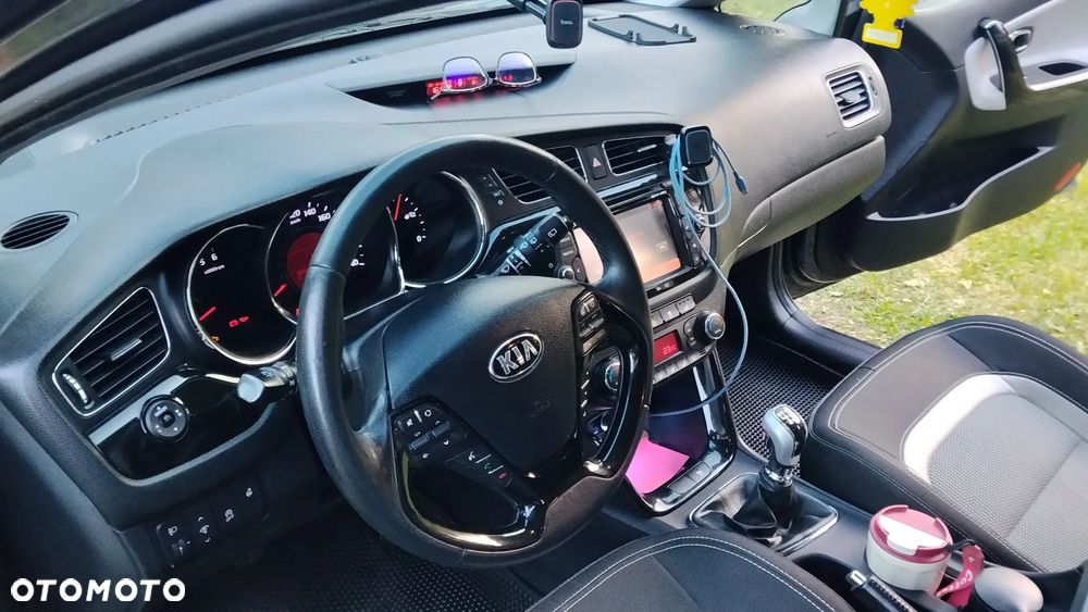 Kia Ceed 2015 photo 5