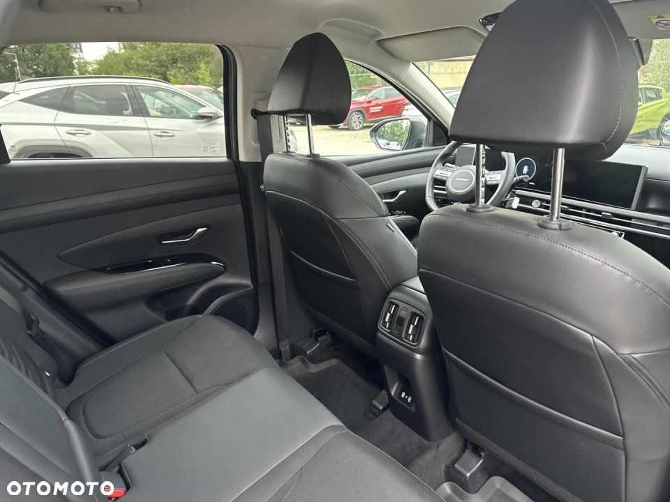 Hyundai Tucson - 13