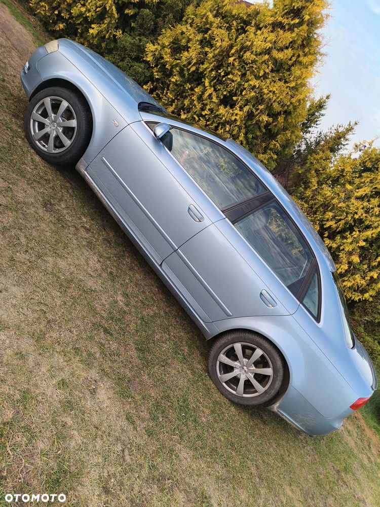 Audi A4 Limousine 2.0 T FSI quattro tiptronic - 8