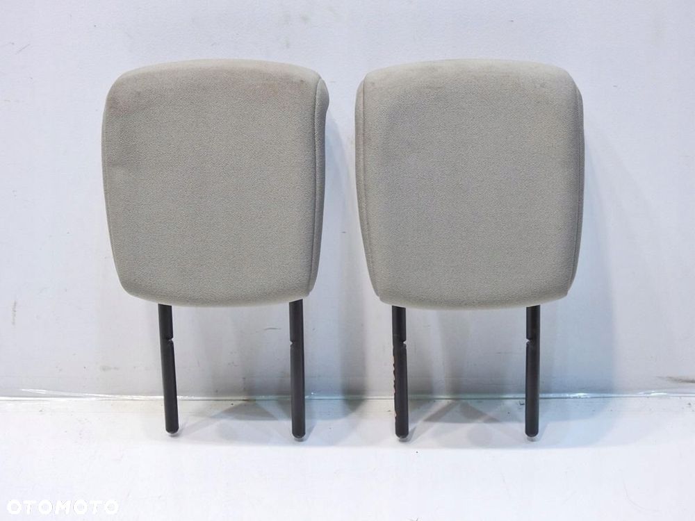 ZAGŁÓWEK TYLNY TYŁ III RZĄD GRAND SCENIC II - 2