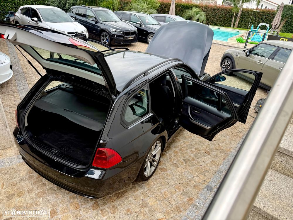 BMW 320 d Sport - 36