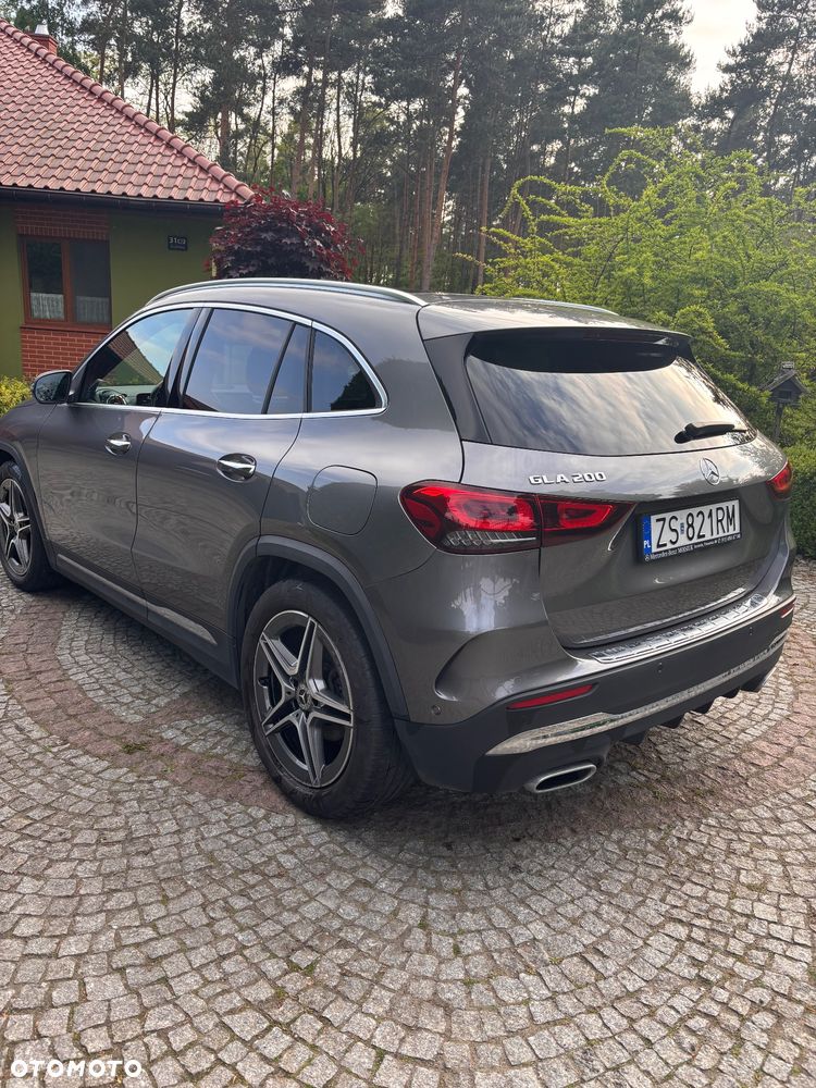 Mercedes-Benz GLA 200 AMG Line - 7