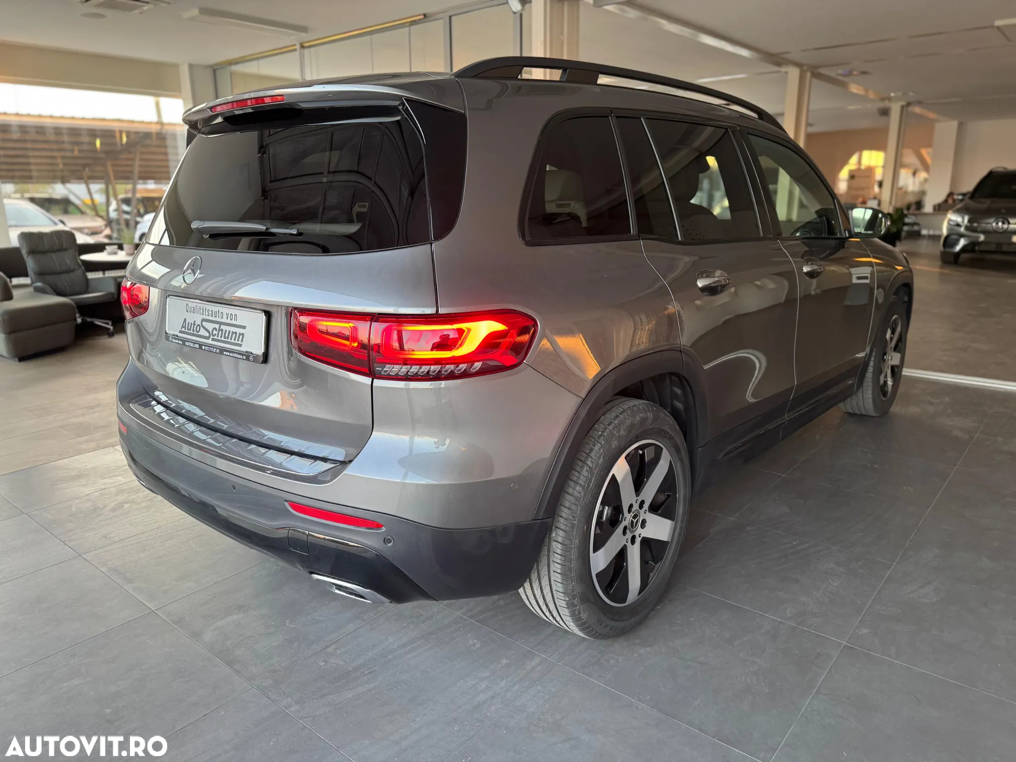 Mercedes-Benz GLB 200 d 4Matic 8G-DCT Progressive - 6