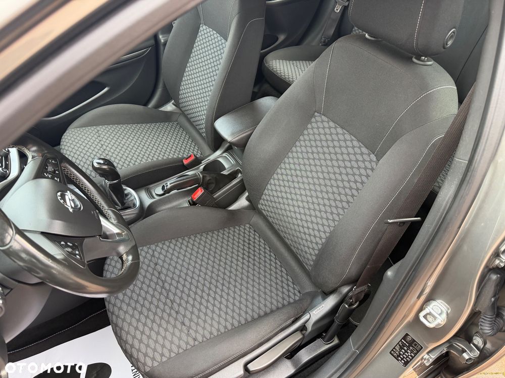 Opel Astra 1.4 Turbo Start/Stop Business - 14