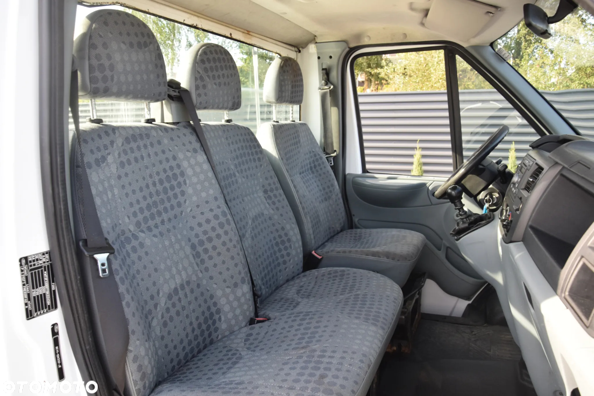 Ford TRANSIT / 2.2 - 115 KM / LAWETA / POMOC DROGOWA / NAJAZDY / 3 OSOBY / SPROWADZONY - 27