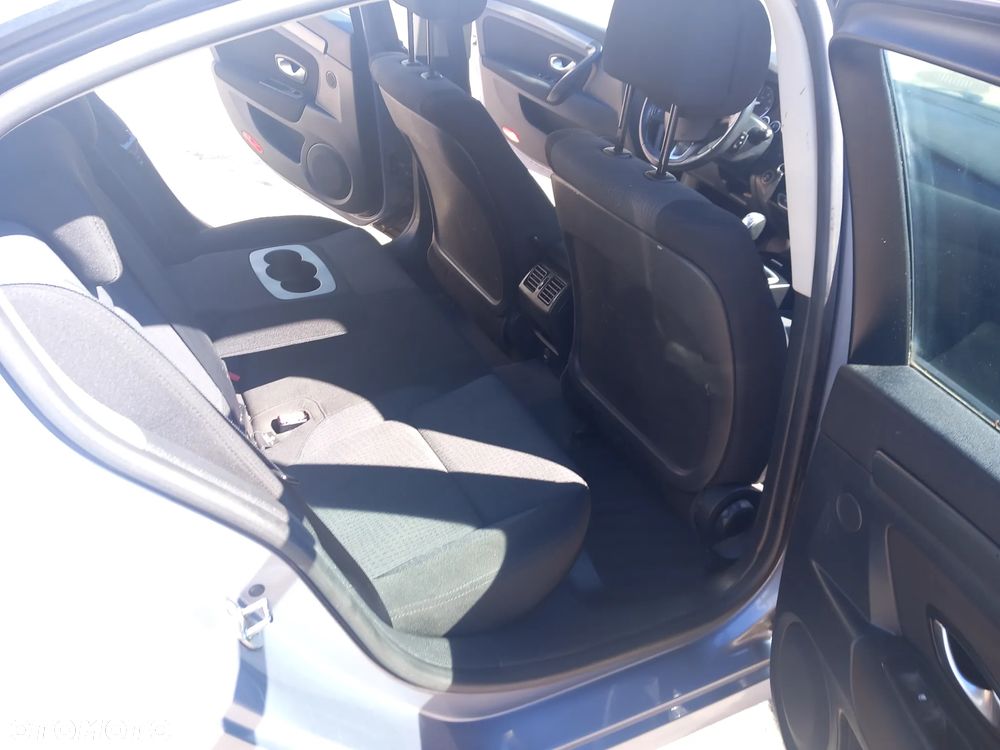 Renault Laguna 1.6 16V 110 Expression - 19