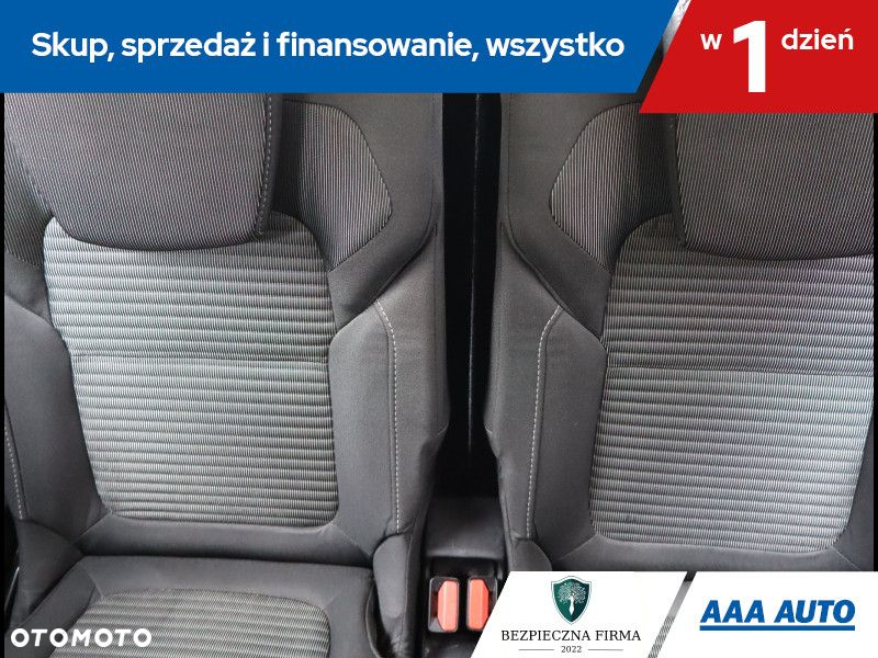 Renault Grand Scenic - 17