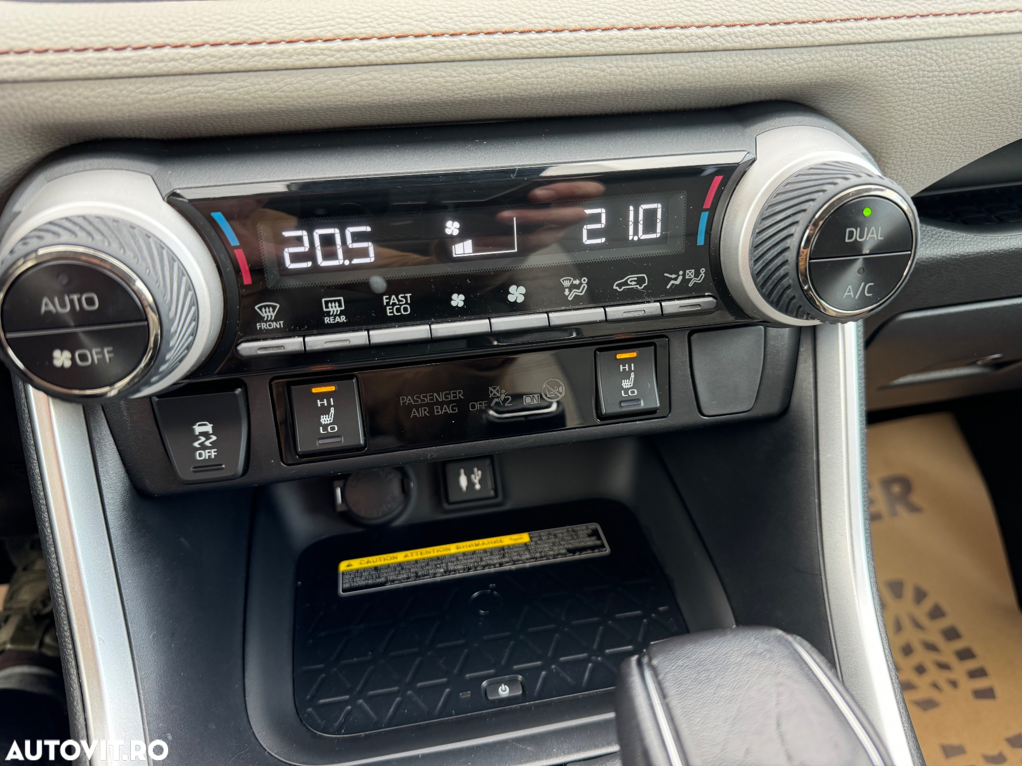 Toyota RAV4 2.5 4x4 Hybrid Adventure - 18