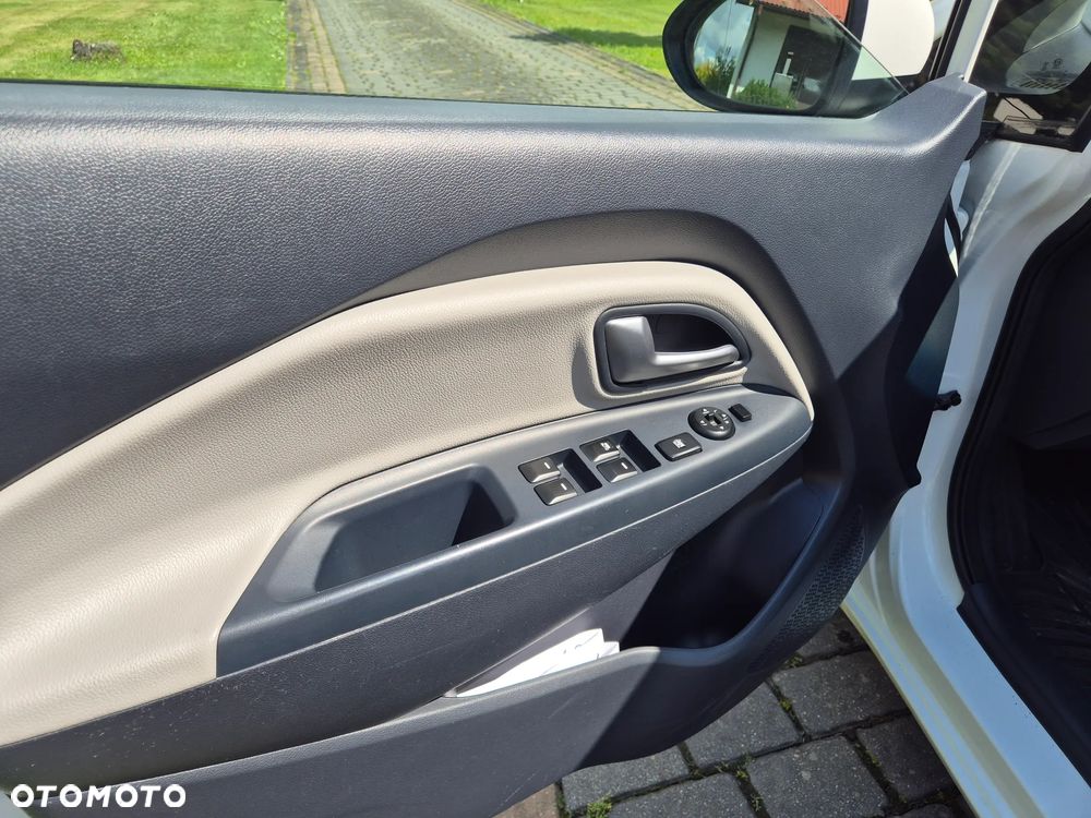 Kia Rio 1.2 XL Business Line - 18