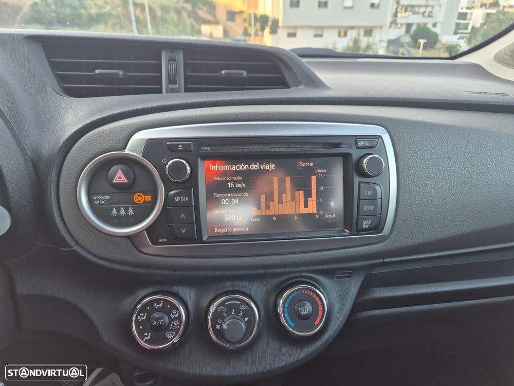 Toyota Yaris 1.4 D-4D ACtive+AC 99g - 24