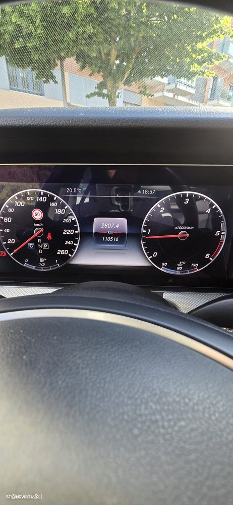 Mercedes-Benz E 220 d Avantgarde+ - 8