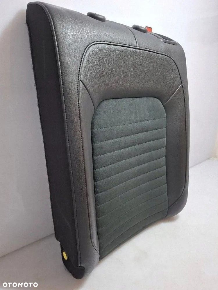 VW PASSAT B8 3G 2019 oparcie tylnej kanapy skóra alcantara super stan - 3