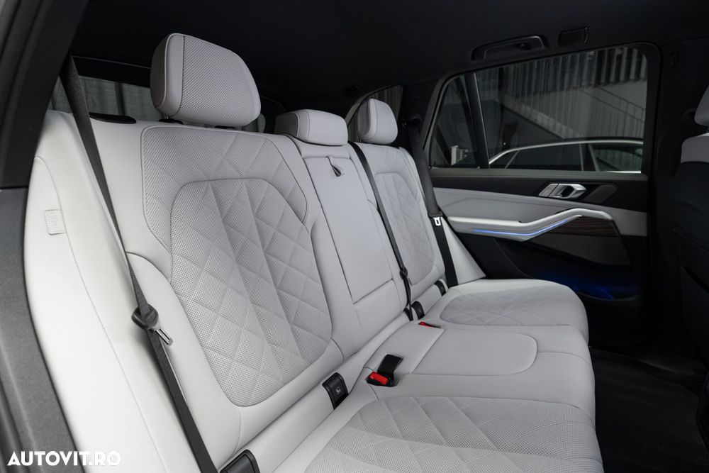 BMW X5 xDrive30d - 34