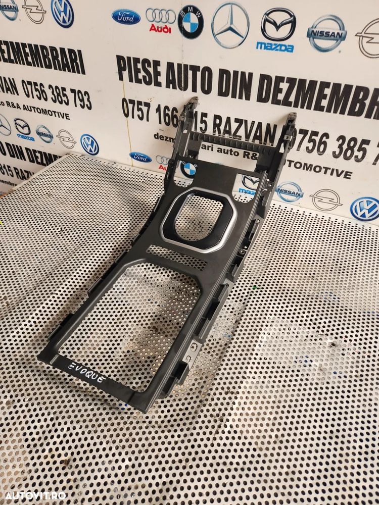 Ornament Consola Centrala Range Rover Evoque Dezmembrez Range Rover Evoque 2.2 Diesel Euro 5 - Dezm - 5