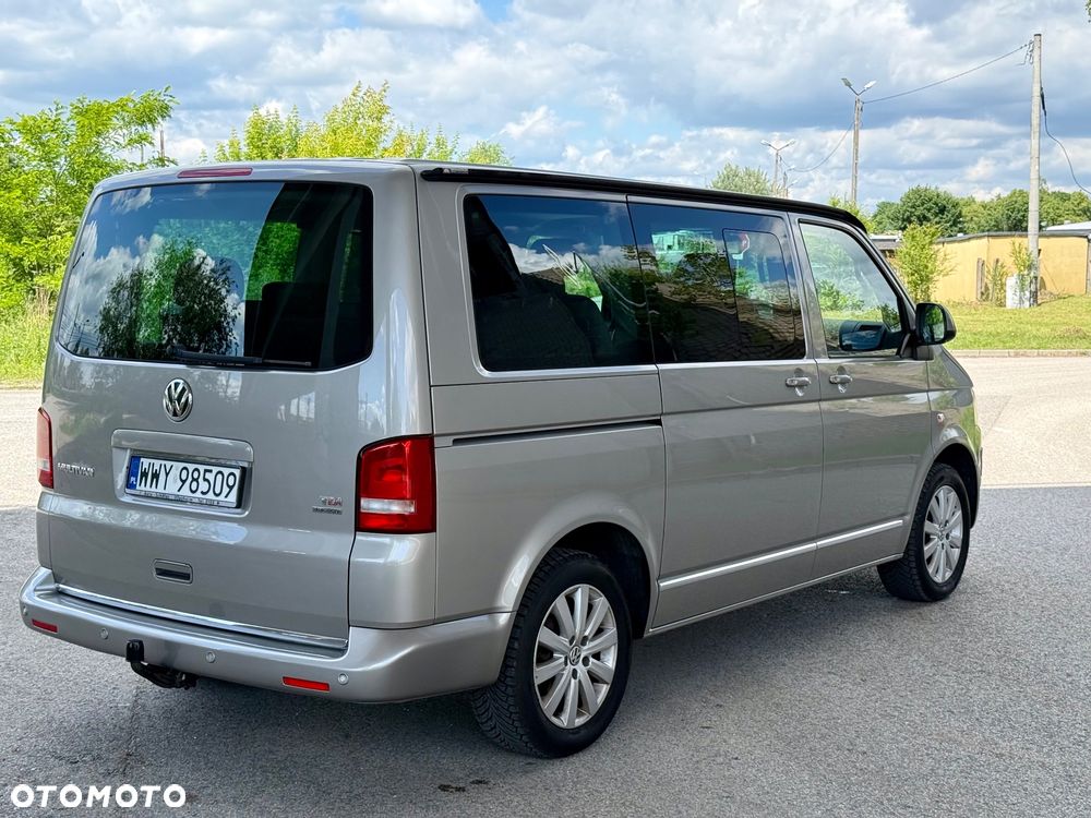 Volkswagen Multivan - 14