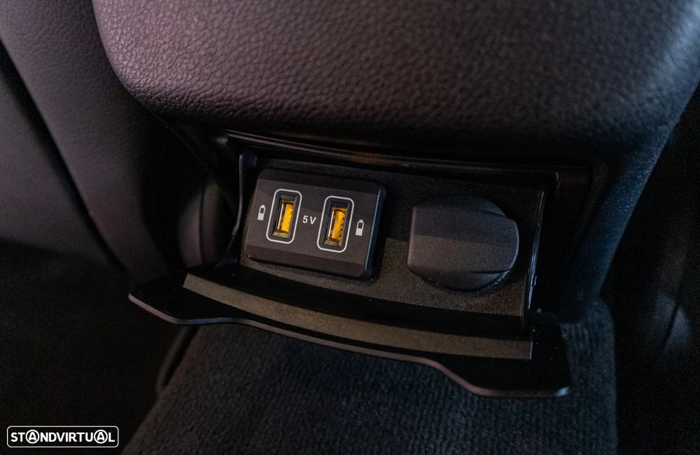 Mercedes-Benz C 220 d AMG Line - 23