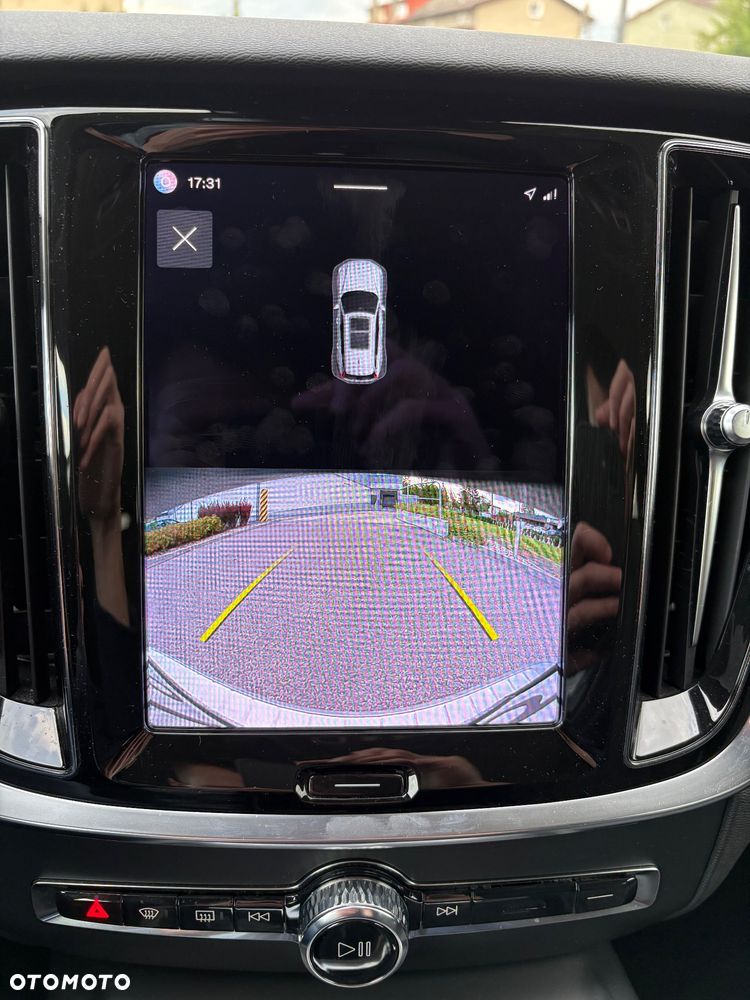 Volvo V60 B4 D Core - 24