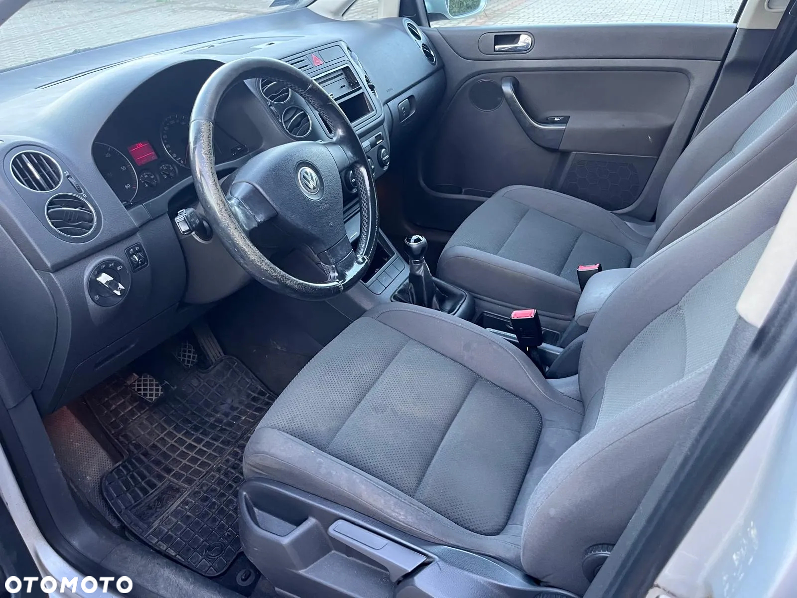 Volkswagen Golf Plus - 10