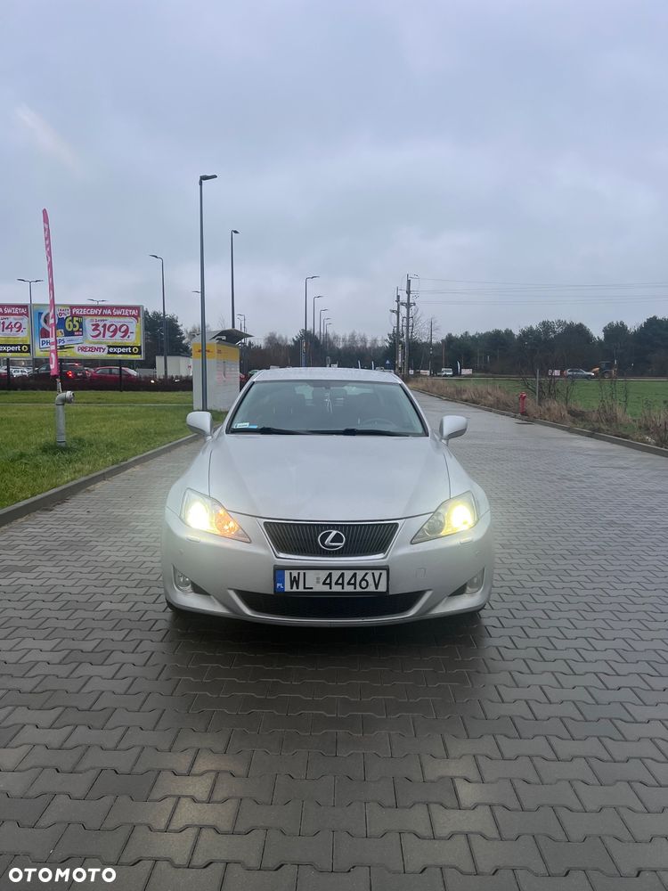 Lexus IS 250 Comfort - 9