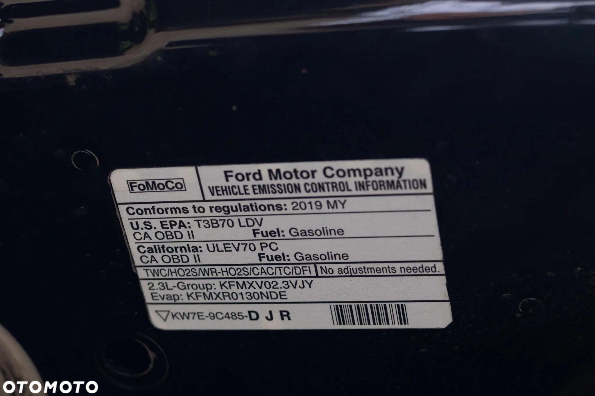 Ford Mustang - 32