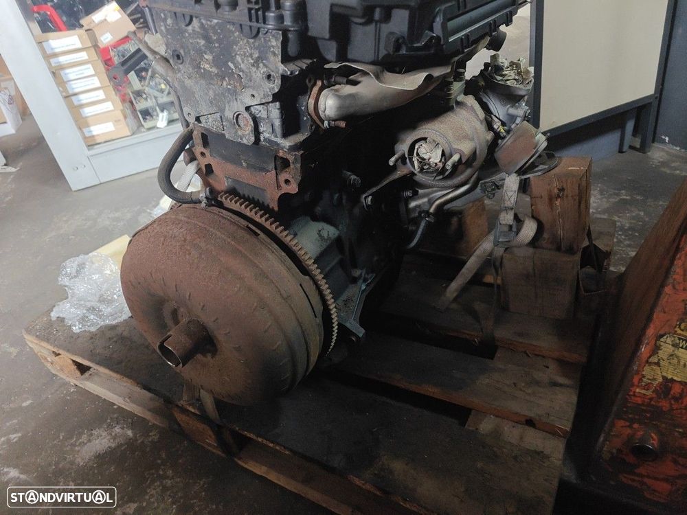 Motor Com Acessorios Bmw 5 (E60) - 10