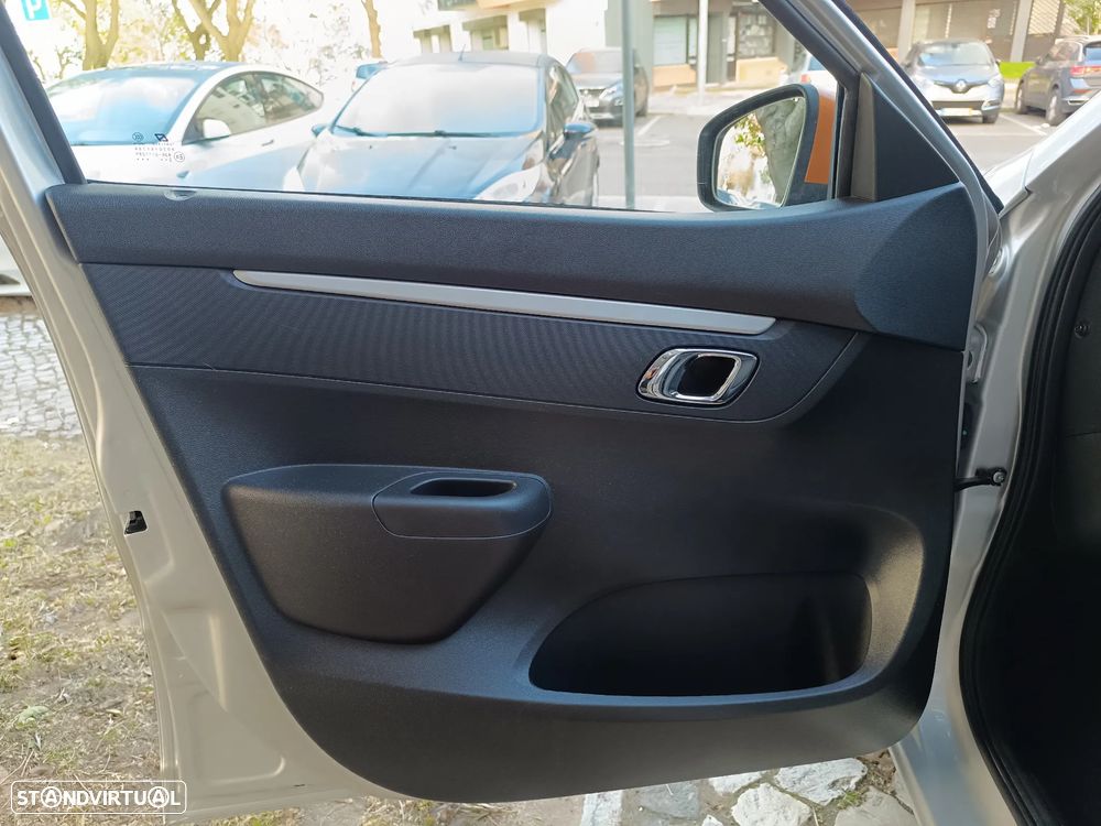 Dacia Spring Comfort Plus - 10