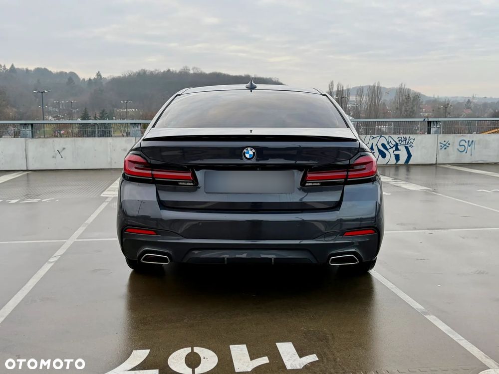 BMW Seria 5 520d xDrive M Sport sport - 16