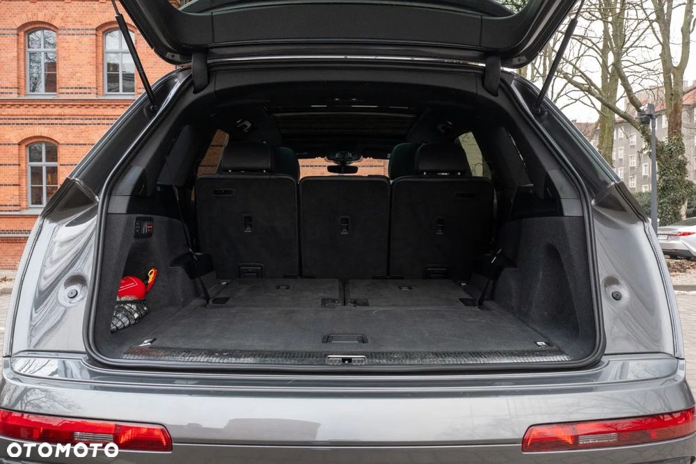 Audi Q7 - 29
