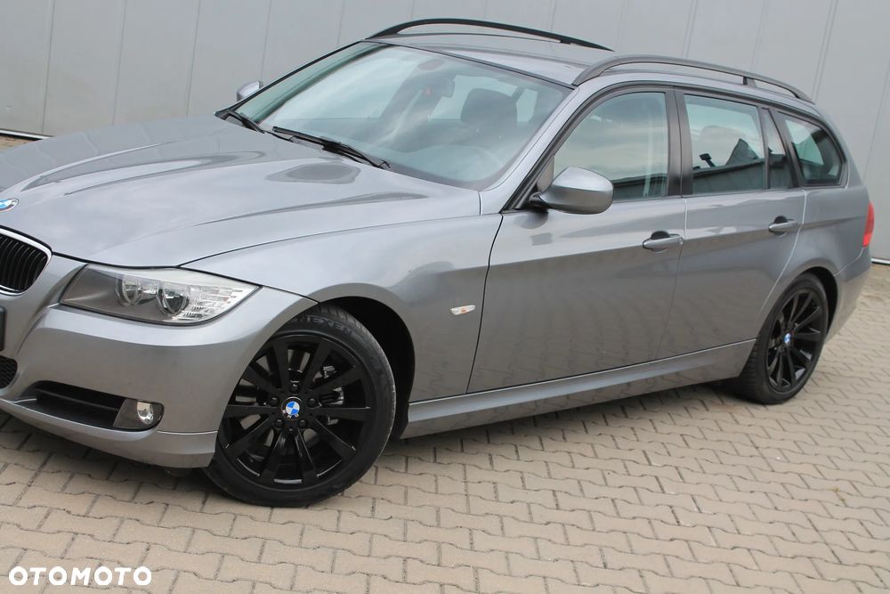BMW Seria 3 318d DPF Edition Exclusive - 33