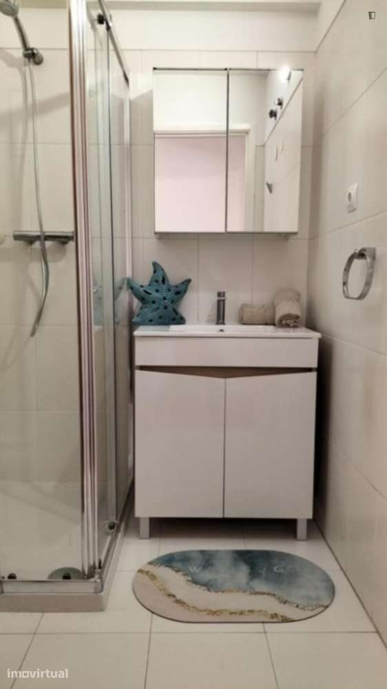 Quarto - localizado em Carcavelos Lisbon - Grande imagem: 5/5