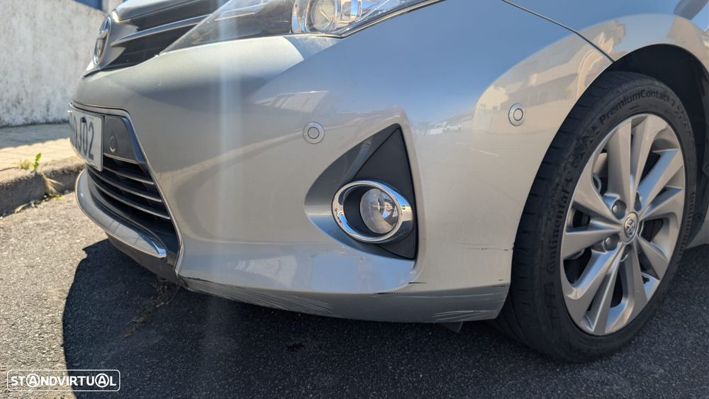 Toyota Auris Touring Sports 1.8 HSD Exclusive+Navi - 17