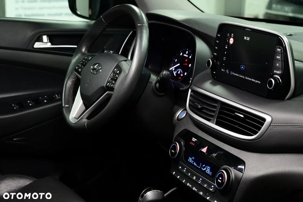 Hyundai Tucson blue 1.6 CRDi 2WD DCT Premium - 26