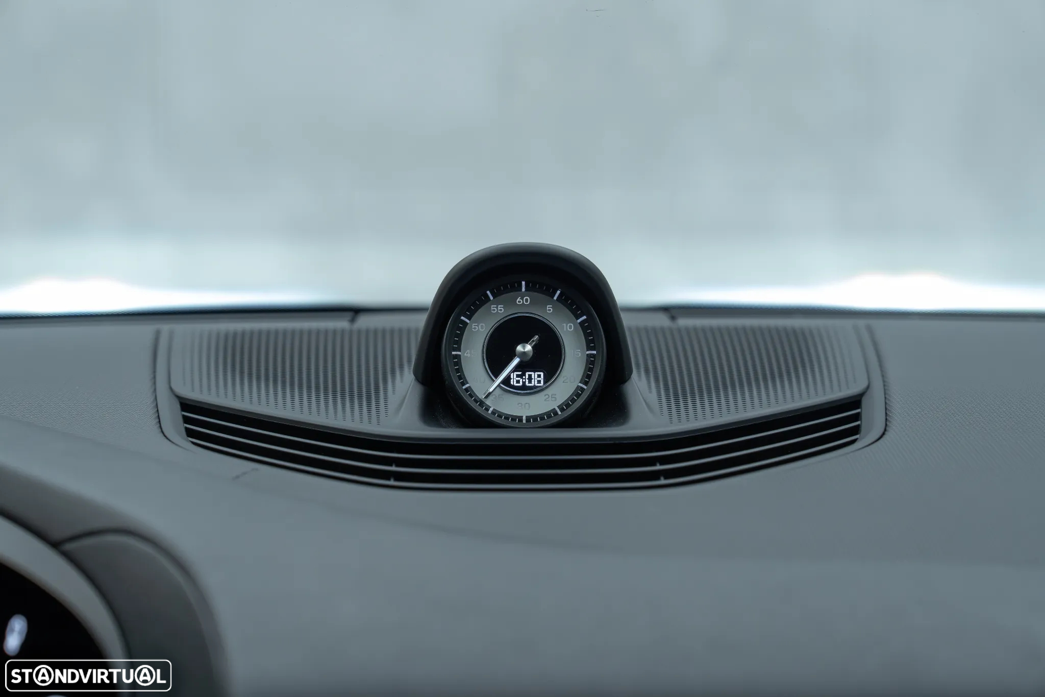 Porsche Taycan Sport Turismo Standard - 23