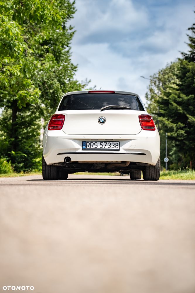BMW Seria 1 118i Sport Line - 11